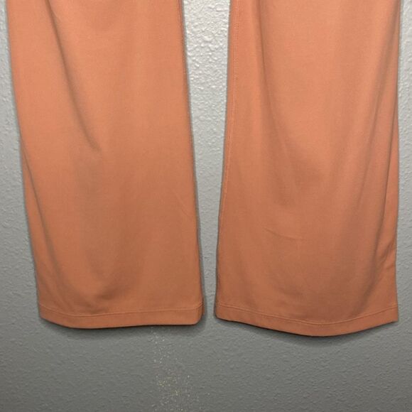 Nike Yoga Dri-Fit Dusty Rose Leggings Size Medium - Picture 3 of 8